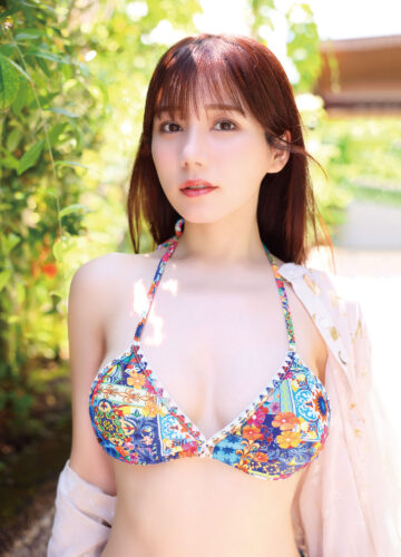 五日市芽依写真集「May be Love」発売記念イベント（秋葉原）
